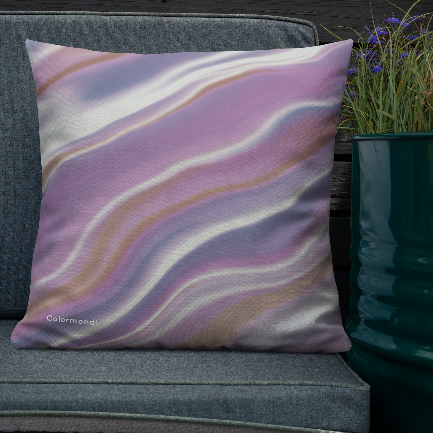 Premium Waves Cushion